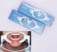 Nola Dental Bone Cheek Cleaner Dry Field System Lip Mouth Opener Small