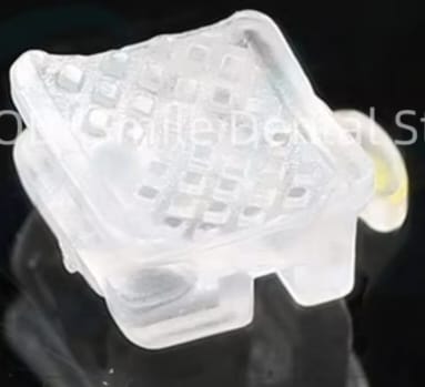 Self ligating bracket ceramic 